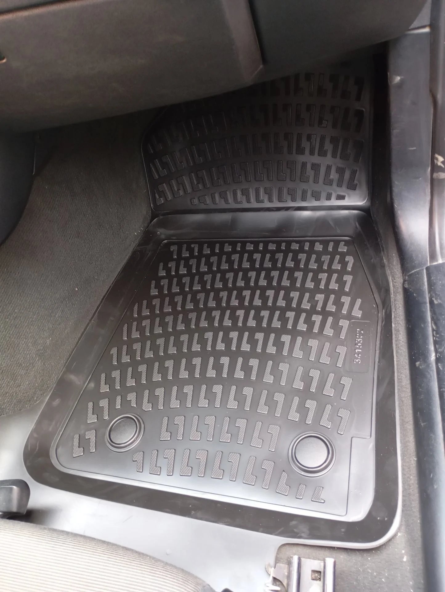 Bmw 1 Serisi E87 2004-2010 Havuzlu Paspas