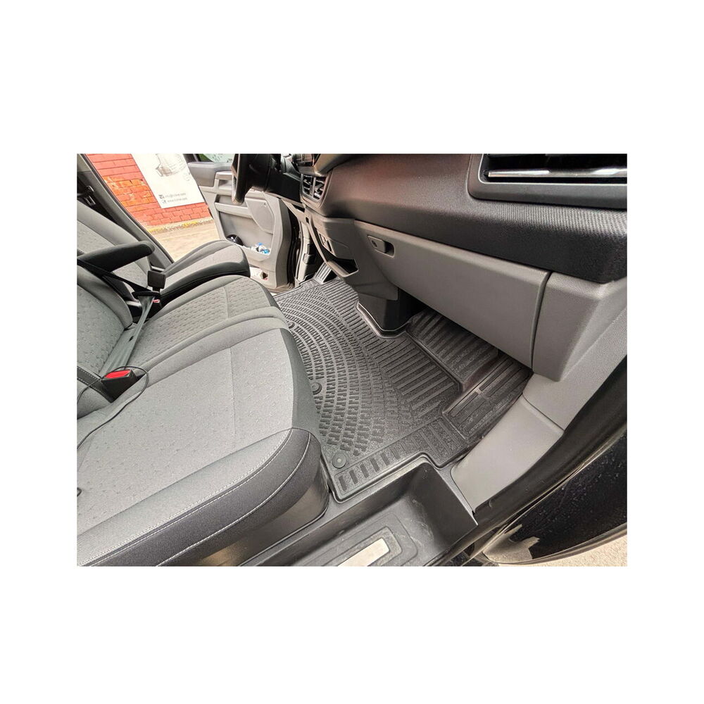 Ford Tourneo Custom 2024 Sonrası Havuzlu Paspas