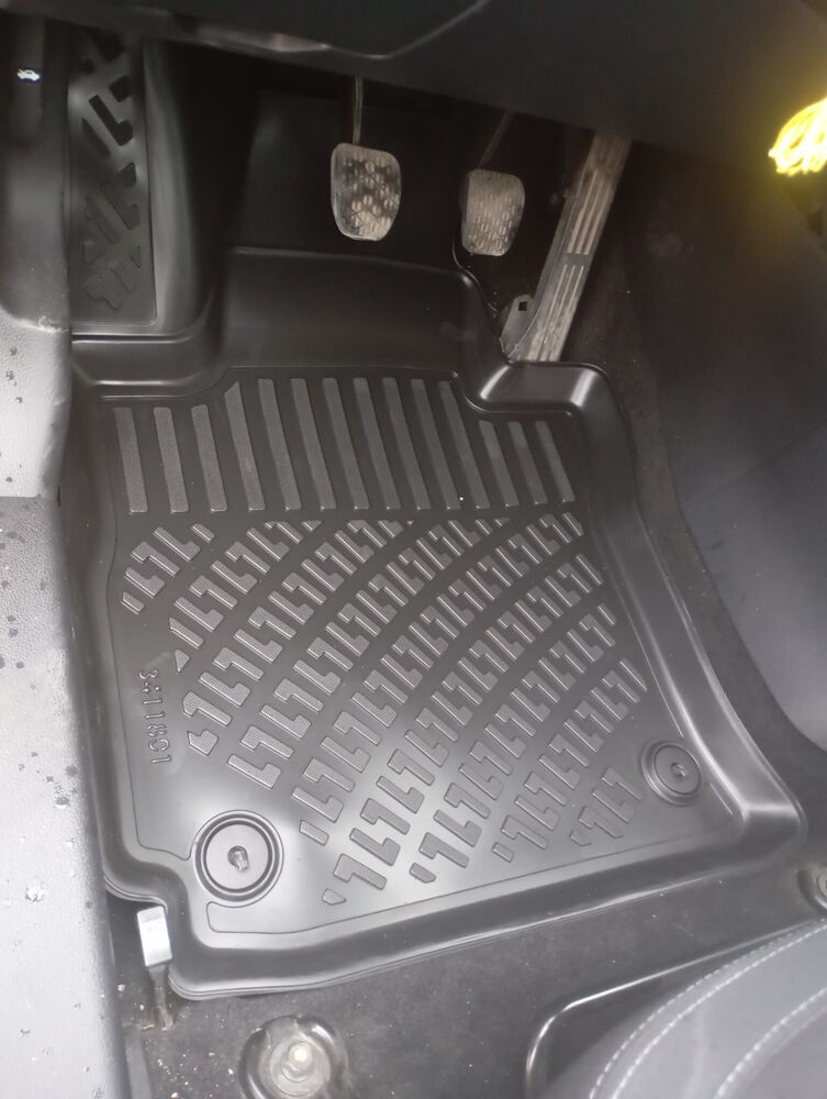 SsangYong Tivoli 2015 Sonrası Havuzlu Paspas