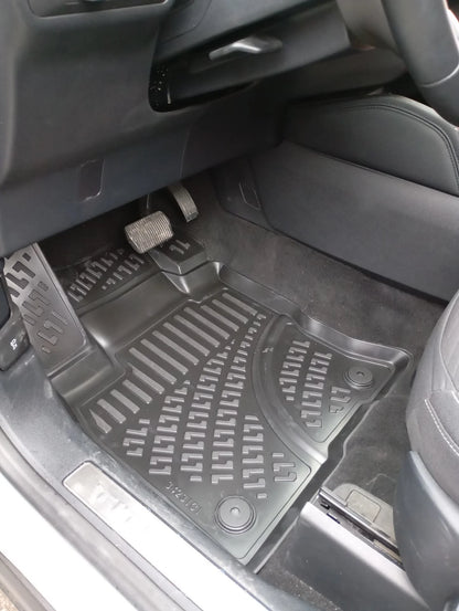 Ford Escape 2020 Sonrası Havuzlu Paspas