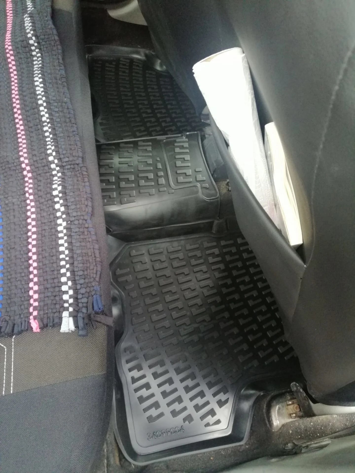 Dacia Logan 2004-2012 Havuzlu Paspas | MCV