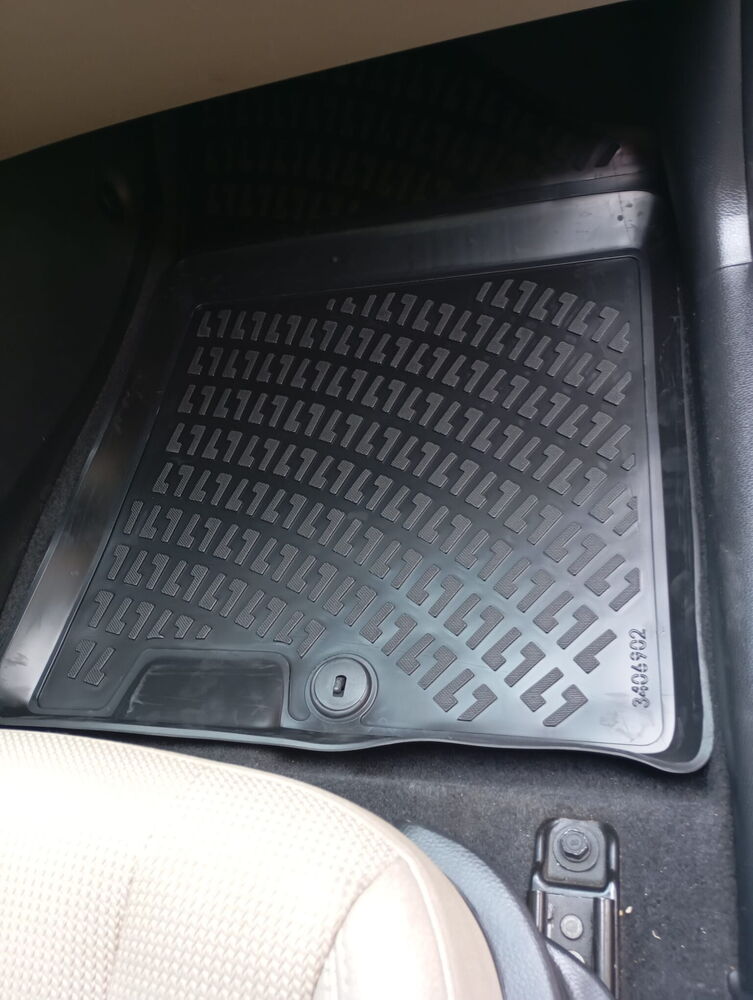 Hyundai i30 2012-2016 Havuzlu Paspas