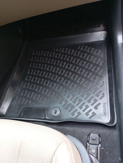 Hyundai i30 2012-2016 Havuzlu Paspas