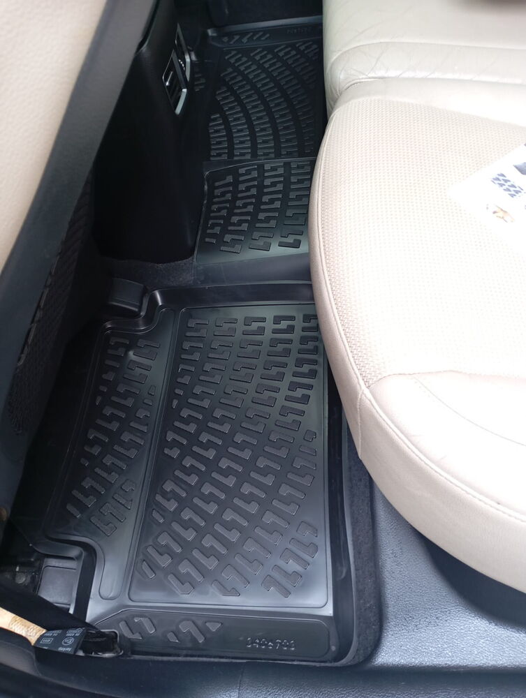 Hyundai i30 2012-2016 Havuzlu Paspas