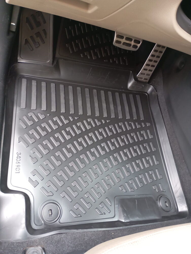 Hyundai i30 2012-2016 Havuzlu Paspas