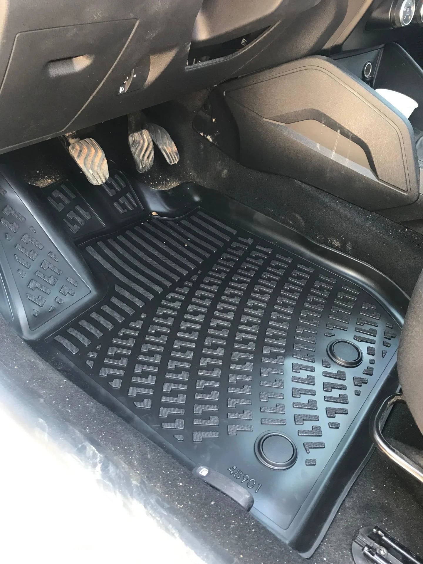 Dacia Duster 2018-2022 Havuzlu Paspas | 4x2 Prestige Paket